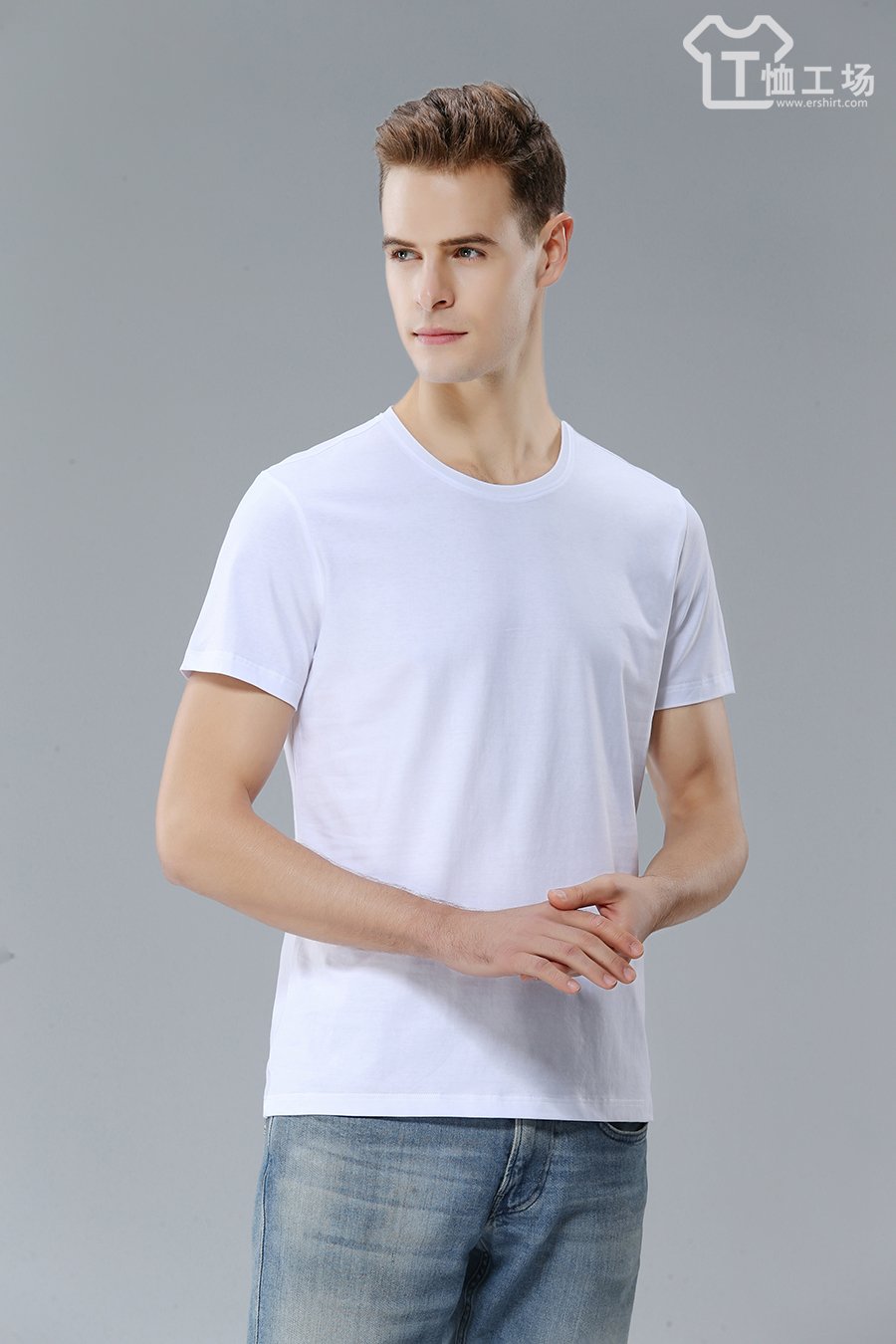 时尚白色T恤2